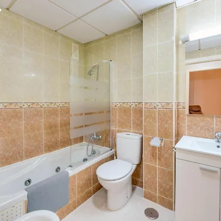 Vb Golf Beach 2bdr Apt